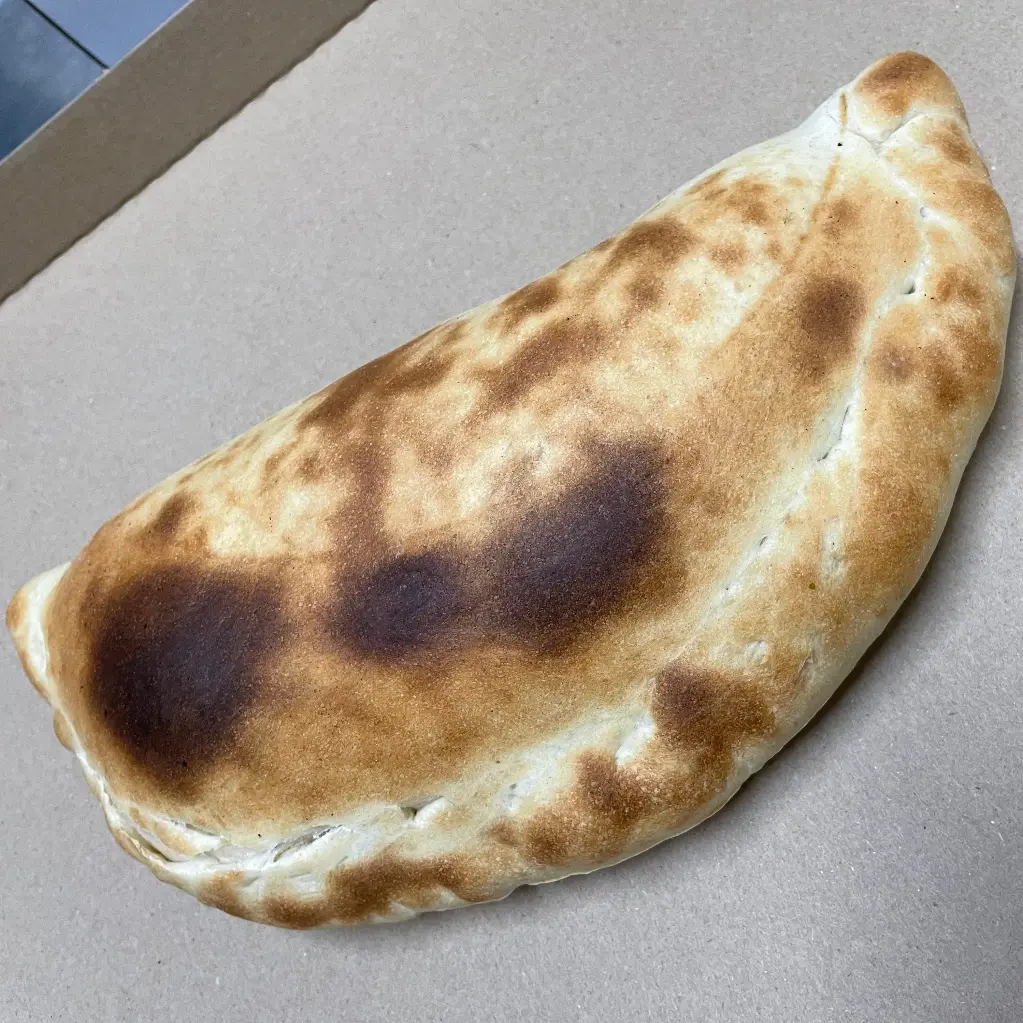 28. Calzone cardinale